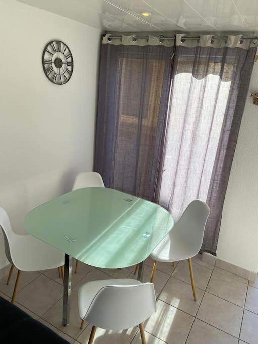 Appartement Proche De La Plage Saint-Pierre-la-Mer  Экстерьер фото