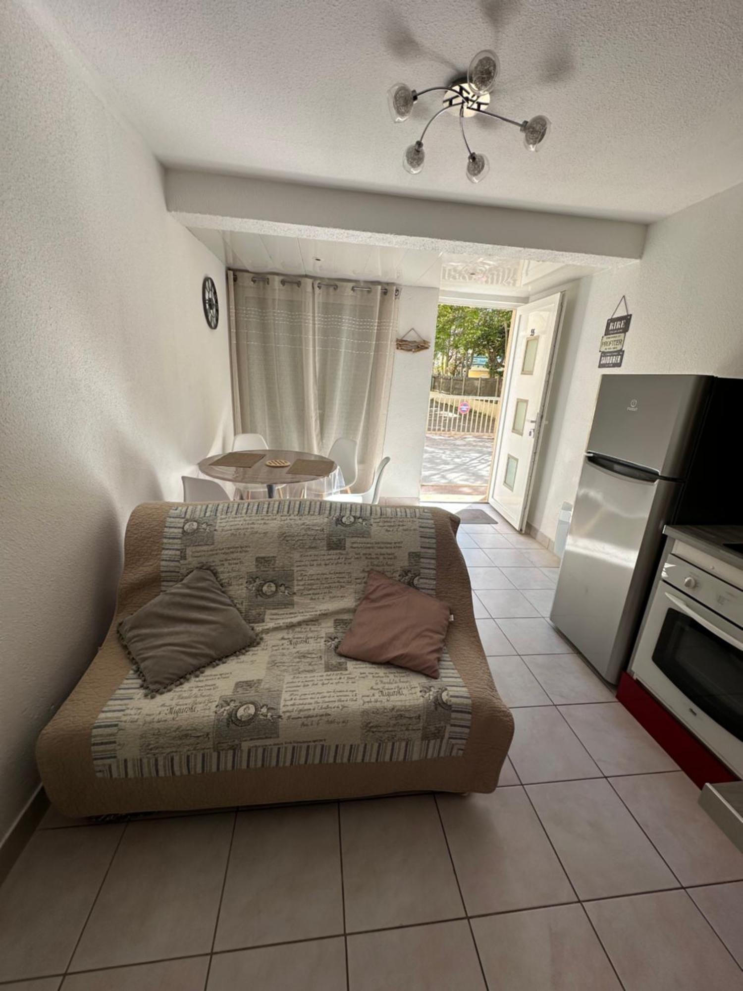 Appartement Proche De La Plage Saint-Pierre-la-Mer  Экстерьер фото